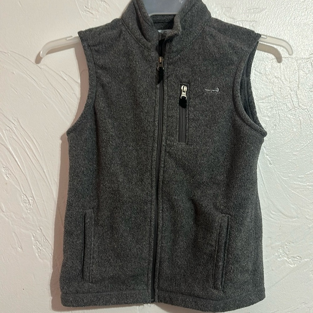 Boys fleece vest. Size 10/12 classic club from Dillard’s. Great shape